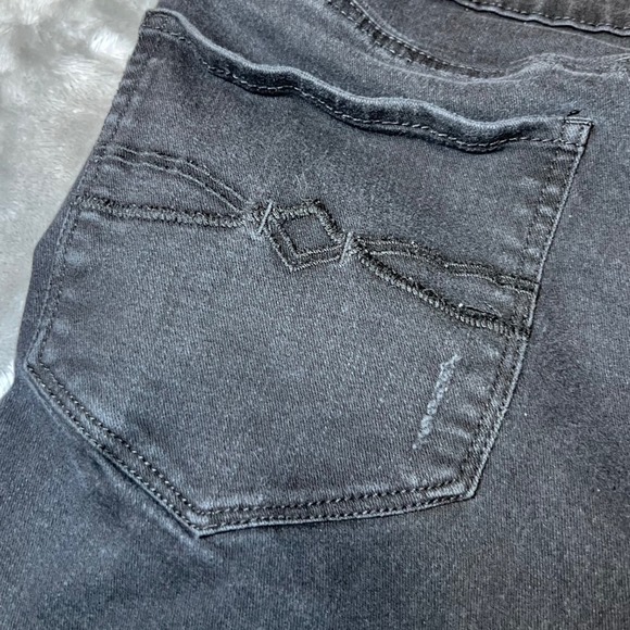 Mudd FLX Stretch Low Rise Skinny Distressed Ripped Jeans Womens 15 Black Denim - Picture 11 of 16